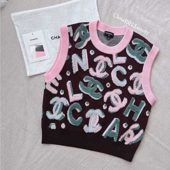 Auth Chanel 22N CC Logo Knit Top P73252 - Size 36 - Picture 1 of 14